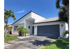 719 Se 3rd Ave 719 Dania Beach, FL 33004 - MLS#A11957689