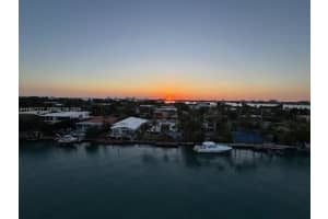 10000 W Bay Harbor Dr Ph23 Bay Harbor Islands, FL 33154 - MLS#A11957727