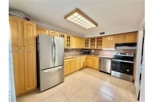 2203 Ne 7th St 14 Hallandale Beach, FL 33009 - MLS#A11957747