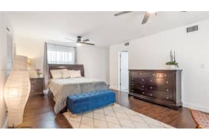 4081 Ne 14th Ave Oakland Park, FL 33334 - MLS#A11957748