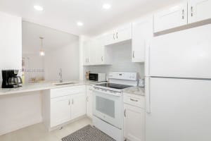 10434 Sunrise Lakes Blvd 109 Sunrise, FL 33322 - MLS#A11957780