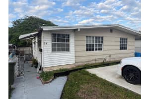 34 Sw 5th St 2 Hallandale Beach, FL 33009 - MLS#A11957842