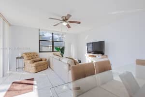 6193 Rock Island Rd 119 Tamarac, FL 33319 - MLS#A11957847