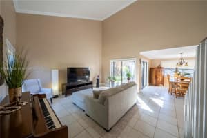 15552 Sw 48th St Miami, FL 33185 - MLS#A11957863