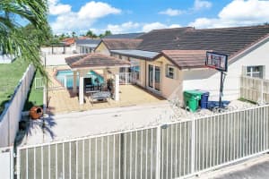 1992 Sw 139th Ct Miami, FL 33175 - MLS#A11957895