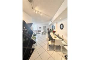 999 Brickell Bay Dr 1905 Miami, FL 33131 - MLS#A11957925