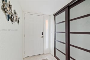 2768 S Carambola Cir S 403 Coconut Creek, FL 33066 - MLS#A11957931