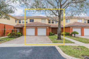 7401 Palomino Dr 114-1, Davie