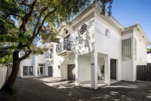 3138 Virginia St C Coconut Grove, FL 33133 - MLS#A11957972