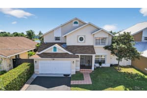 9710 Sw 9th Ct Pembroke Pines, FL 33025 - MLS#A11957981