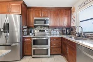 10300 Nw 30th Ct 109 Sunrise, FL 33322 - MLS#A11957999