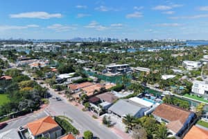 7910 Hawthorne Ave Miami Beach, FL 33141 - MLS#A11958027