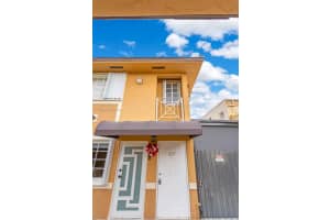 10285 Nw 80th Ct 207 Hialeah Gardens, FL 33016 - MLS#A11958038