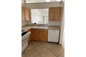 2481 Nw 56th Ave 6-16 Lauderhill, FL 33313 - MLS#A11958041