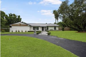 8705 Sw 176th St, Palmetto Bay