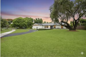 8705 Sw 176th St Palmetto Bay, FL 33157 - MLS#A11958056