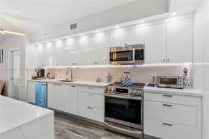 17555 Atlantic Blvd Uph3 Sunny Isles Beach, FL 33160 - MLS#A11958062