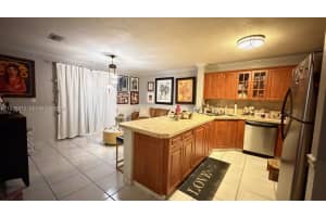 8851 Nw 119th St 6102, Hialeah Gardens