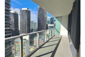 1010 Brickell Ave 3207 Miami, FL 33131 - MLS#A11958073