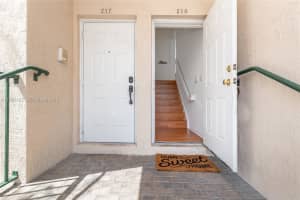 5610 Nw 114th Pl 218 Doral, FL 33178 - MLS#A11958122