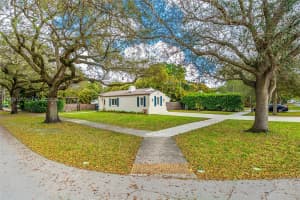 295 De Leon Dr Miami Springs, FL 33166 - MLS#A11958127