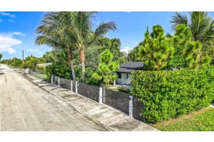 10045 Sw 172nd St Miami, FL 33157 - MLS#A11958186