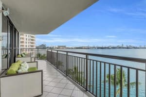 540 Brickell Key Dr 832, Miami