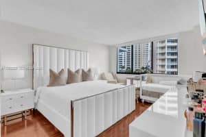 540 Brickell Key Dr 832 Miami, FL 33131 - MLS#A11958220