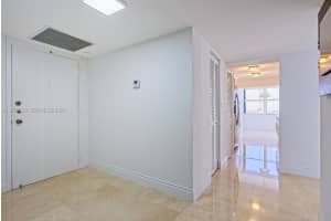 1925 Brickell Ave D1201 Miami, FL 33129 - MLS#A11958235