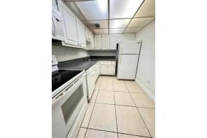 1805 Sans Souci Blvd 420 North Miami, FL 33181 - MLS#A11958250