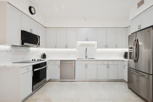 717 Crandon Blvd 507 Key Biscayne, FL 33149 - MLS#A11958265