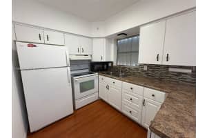 2222 Taylor St 12 Hollywood, FL 33020 - MLS#A11958286