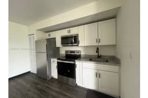 467 NW 8th St #14, Miami, FL 33136, - MLS#A11958342