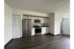 467 NW 8th St #14, Miami, FL 33136, - MLS#A11958342