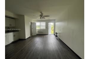 467 NW 8th St #14, Miami, FL 33136, - MLS#A11958342