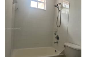 10738 Nw 80th Ln Doral, FL 33178 - MLS#A11958365