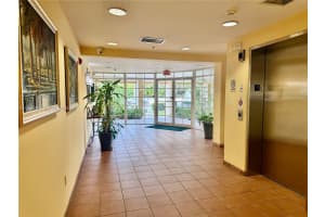 601 SW 37th Ave #304, Miami, FL 33135, - MLS#A11958387
