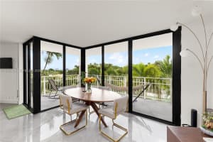 1000 Quayside Ter 506, Miami
