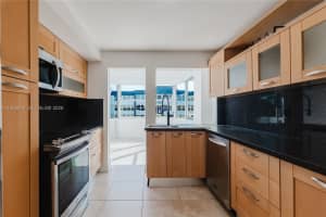 16565 Ne 26th Ave 5i North Miami Beach, FL 33160 - MLS#A11958470