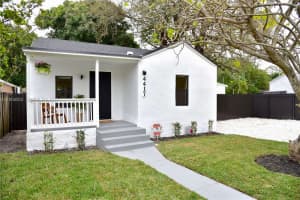 4417 Nw 23rd Ct, Miami