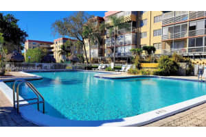 406 Nw 68th Ave 304, Plantation