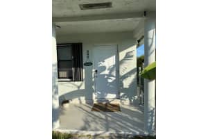 208 Nw 7th St 1-2 Hallandale Beach, FL 33009 - MLS#A11958534