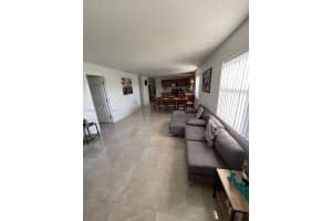 208 Nw 7th St 1-2 Hallandale Beach, FL 33009 - MLS#A11958534