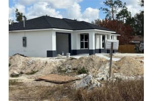 2401 E 11th St Lehigh Acres, FL 33936 - MLS#A11958544