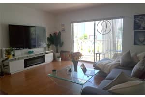 450 Golden Isles Dr 2b Hallandale Beach, FL 33009 - MLS#A11958591