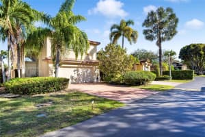 5337 Nw 113th Pl Doral, FL 33178 - MLS#A11958617