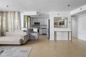 671 Ne 195th St 111e Miami, FL 33179 - MLS#A11958634