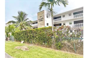 721 Atlantic Shores Blvd 212 Hallandale Beach, FL 33009 - MLS#A11958635