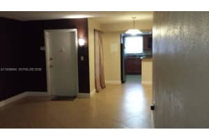 7368 Sw 82nd St E113, Miami