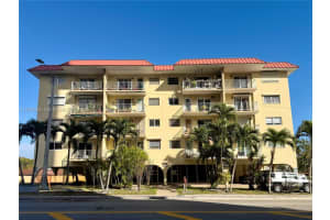 901 SW 37th Ave APT 25, Miami, FL 33135, - MLS#A11958666